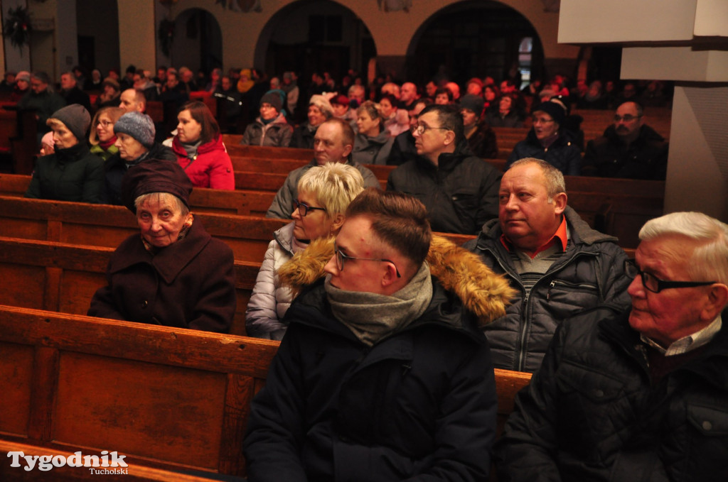 Kolędy przez cały rock w Tucholi