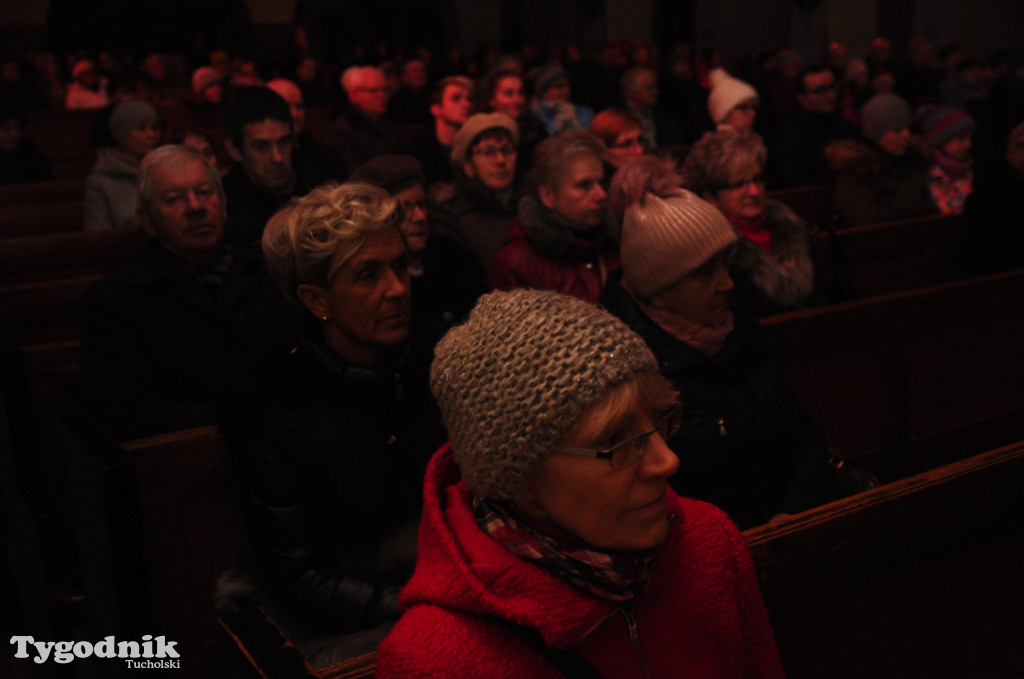 Kolędy przez cały rock w Tucholi