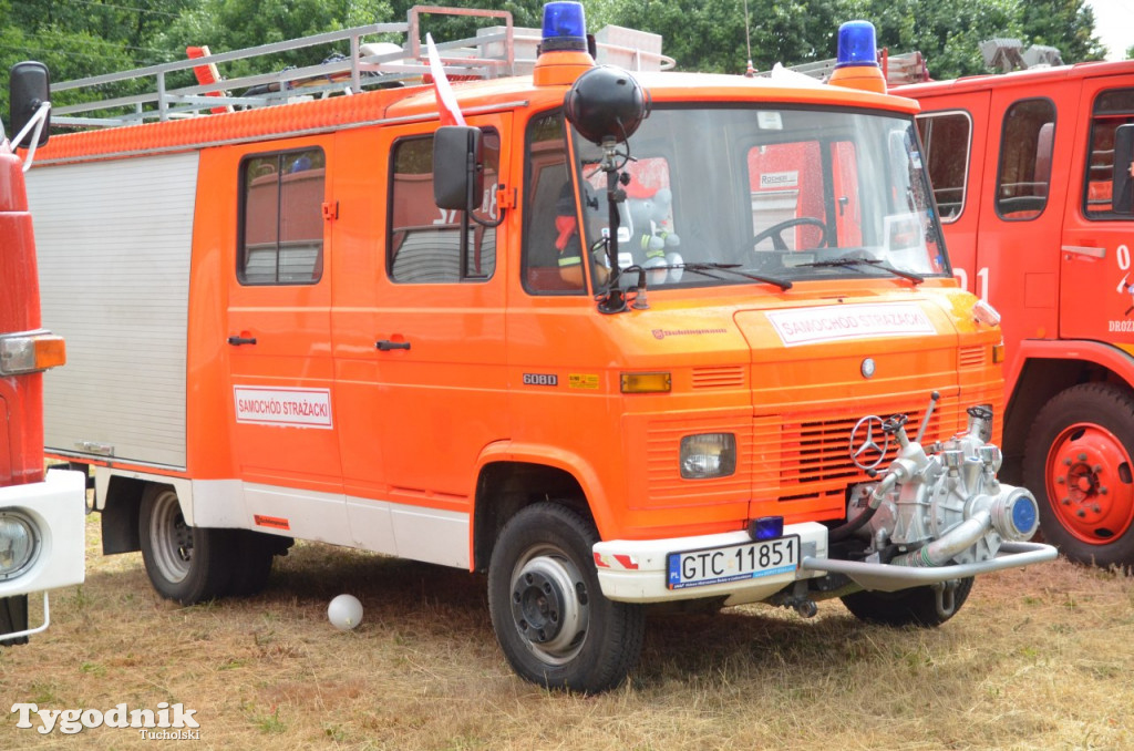 Zlot pojazdów pożarniczych i militarnych