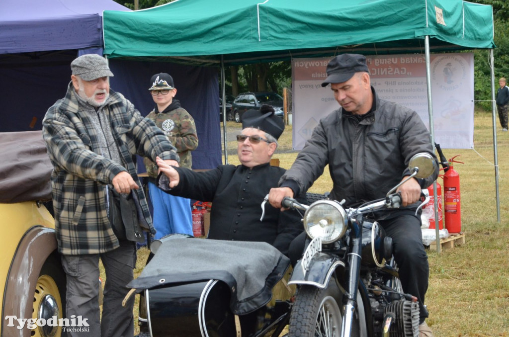 Zlot pojazdów pożarniczych i militarnych