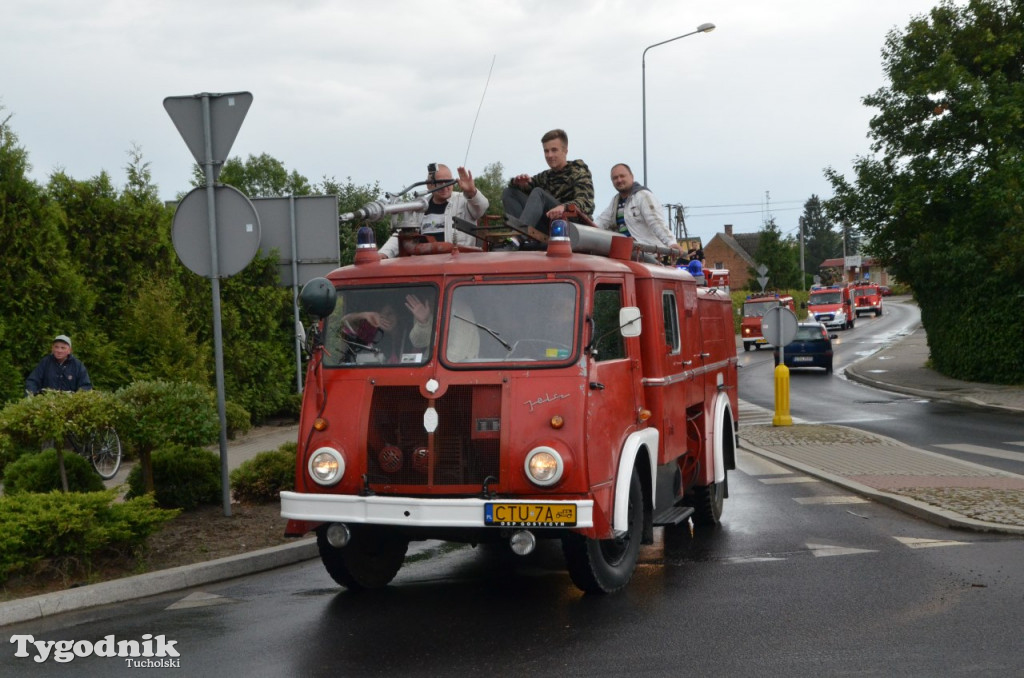 Zlot pojazdów pożarniczych i militarnych