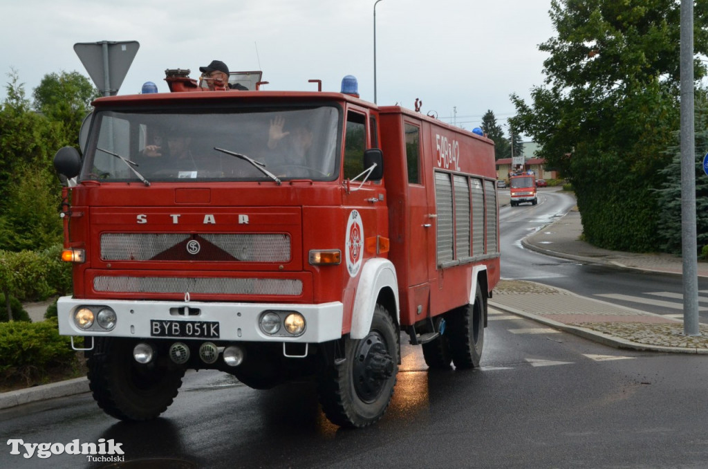 Zlot pojazdów pożarniczych i militarnych