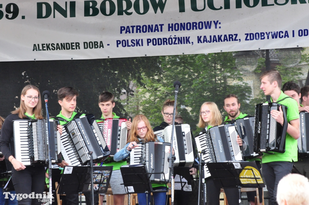 Międzynarodowy koncert na rynku w Tucholi