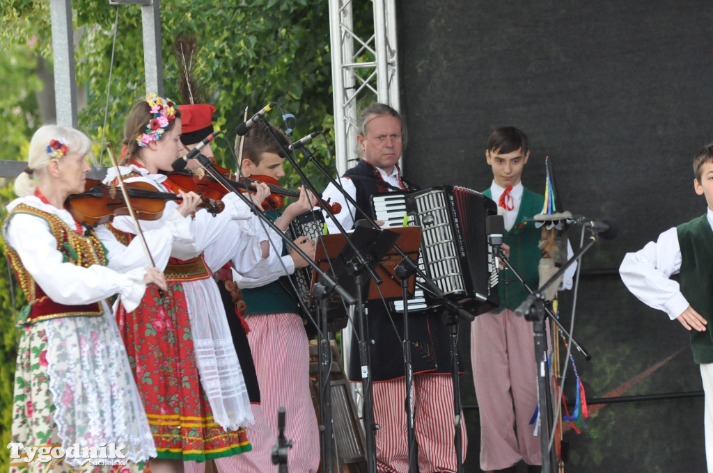 Międzynarodowy koncert na rynku w Tucholi