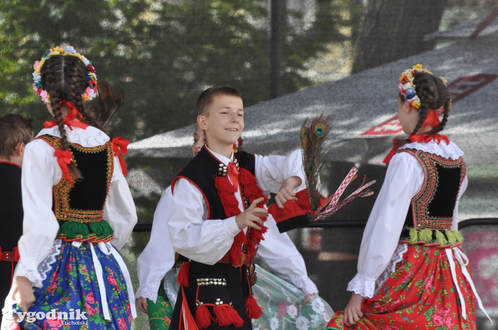 Międzynarodowy koncert na rynku w Tucholi