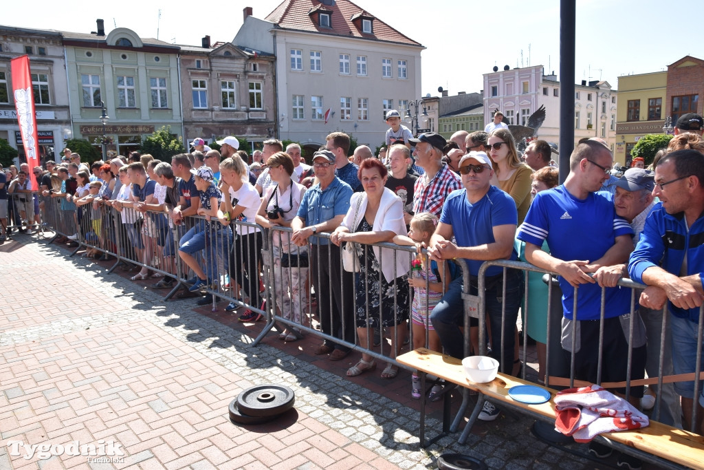 Motoserce na tucholskim rynku