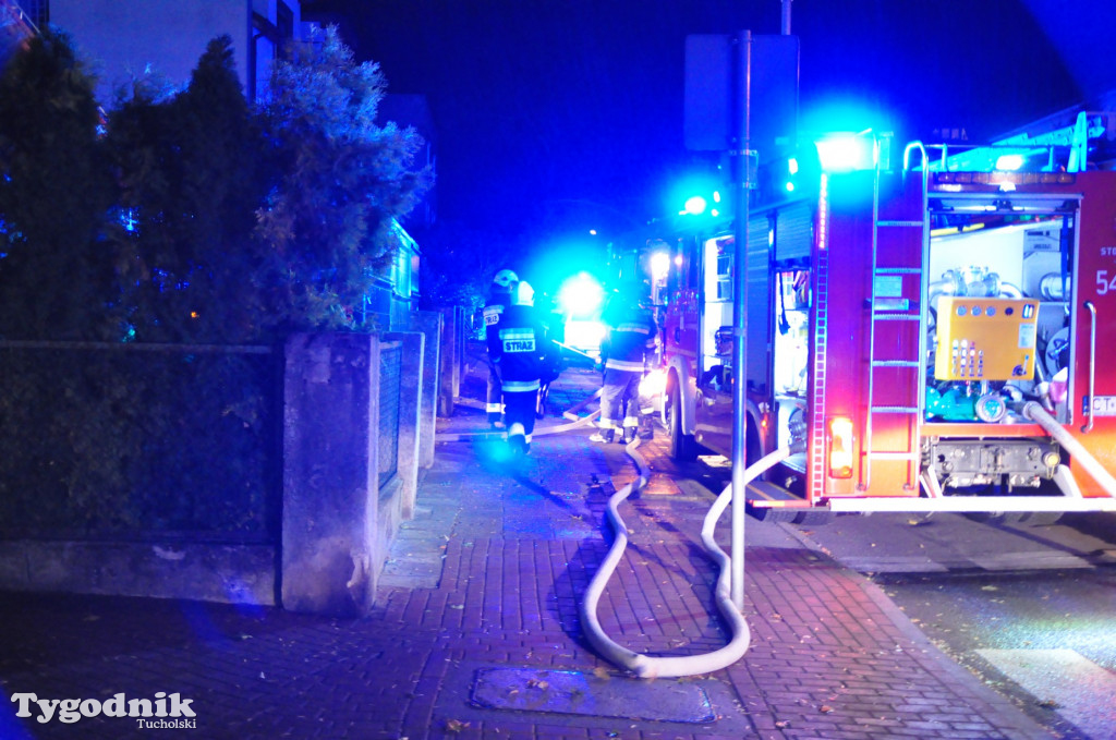 Pożar w Tucholi na ul. Świeckiej (02.10)