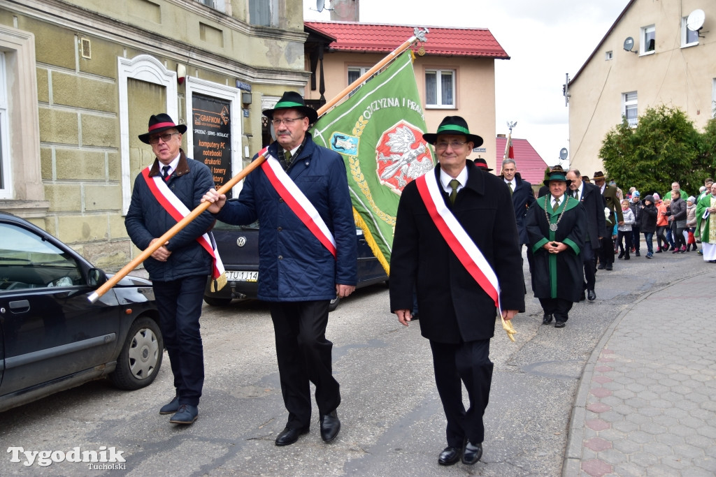 Odłonięcie tablicy w Tucholi