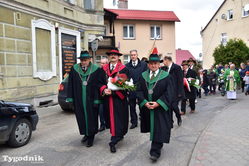 Odłonięcie tablicy w Tucholi