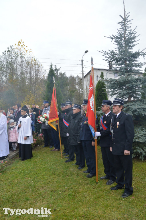 Drożdzienica: apel przy miejscu pamięci
