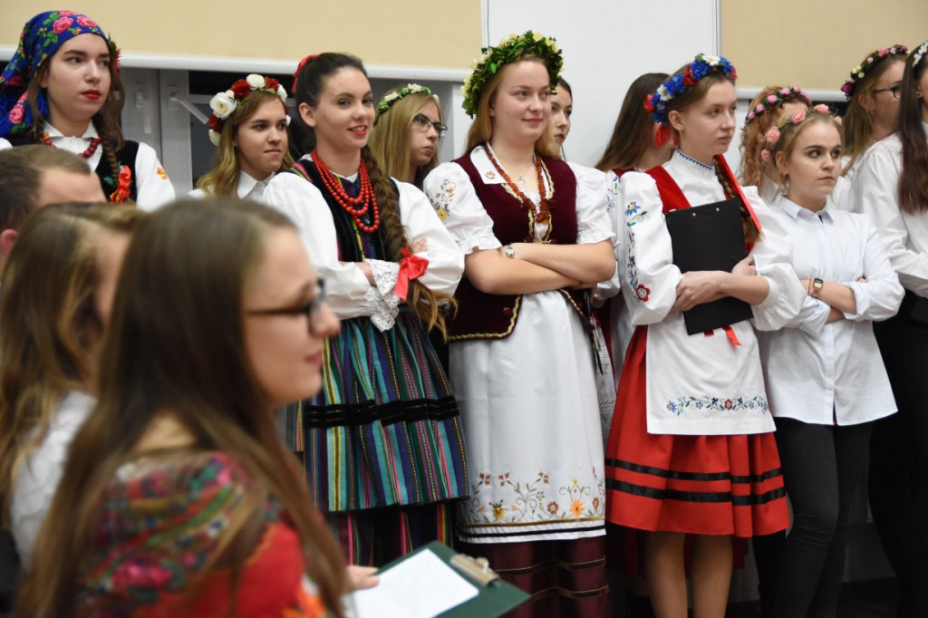 Folklor Technikum Leśne w Tucholi