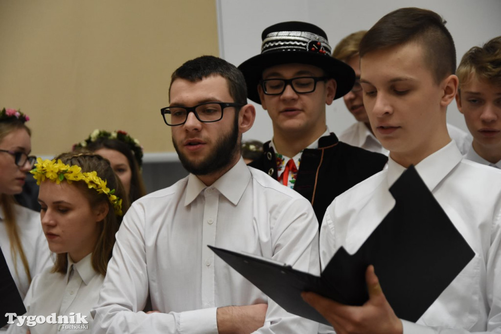 Folklor Technikum Leśne w Tucholi