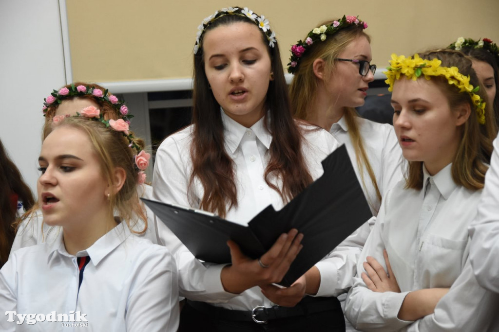Folklor Technikum Leśne w Tucholi