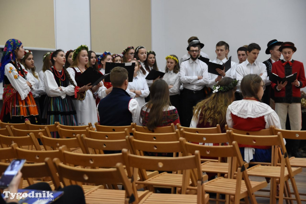 Folklor Technikum Leśne w Tucholi