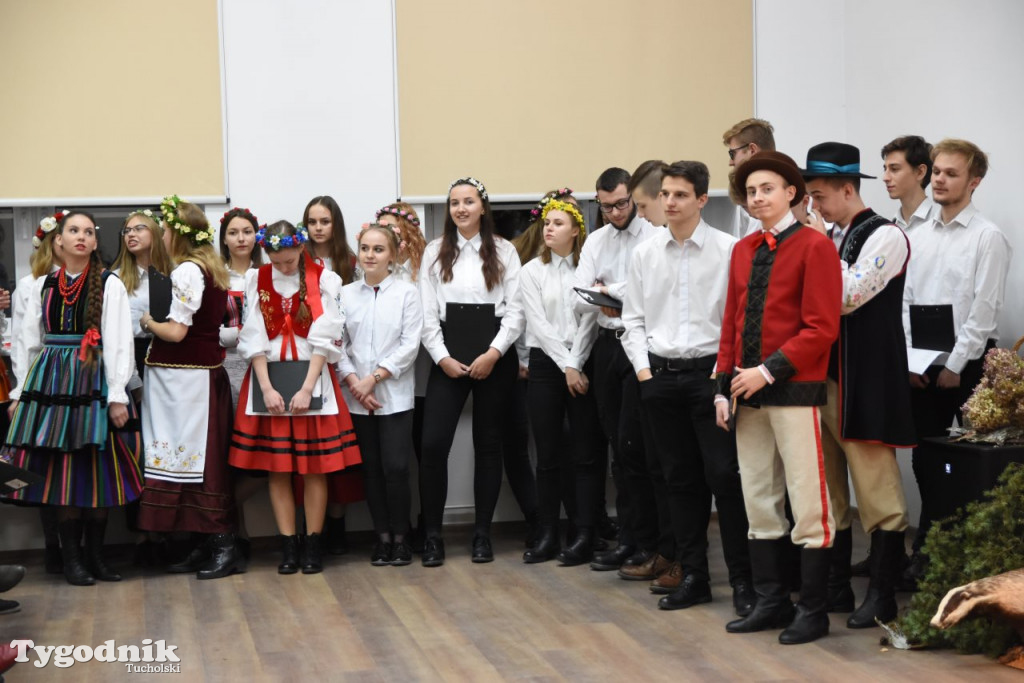 Folklor Technikum Leśne w Tucholi