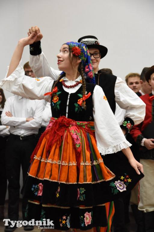 Folklor Technikum Leśne w Tucholi