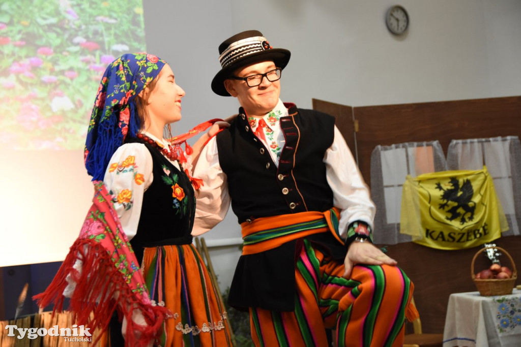Folklor Technikum Leśne w Tucholi