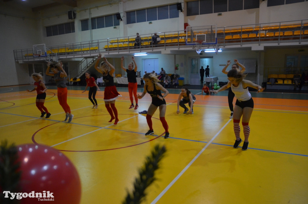 Tuchola: Charytatywny maraton fitness