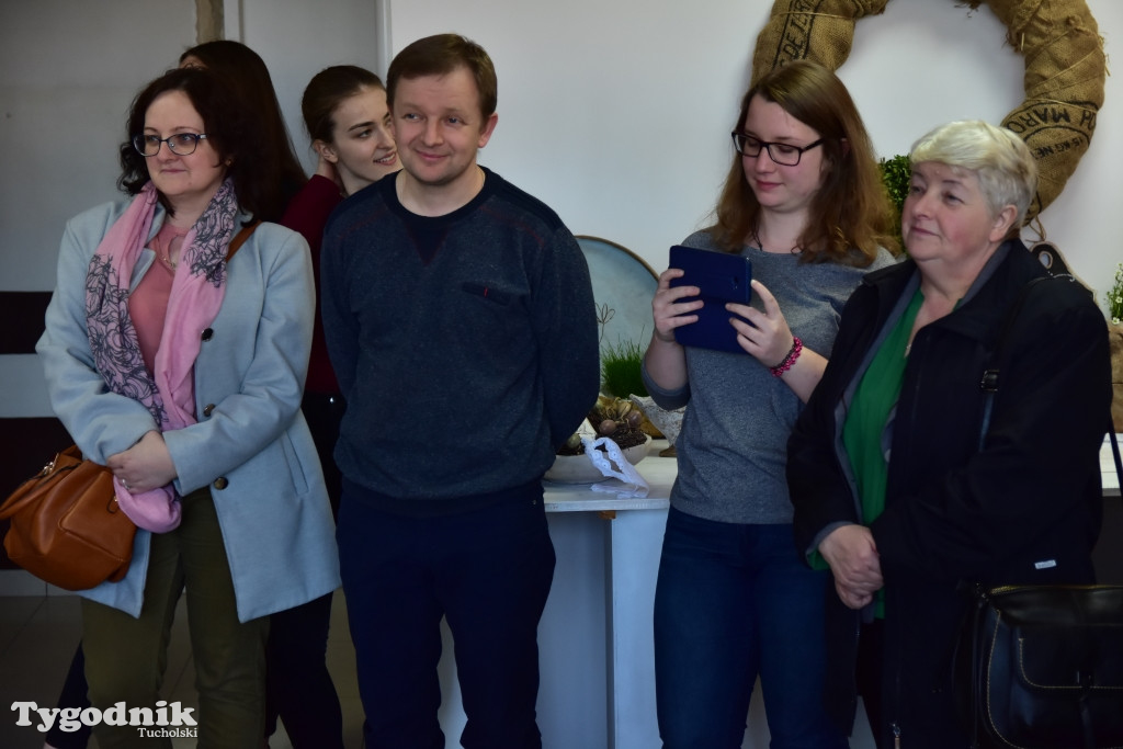 Wystawa wychowanek internatu TL