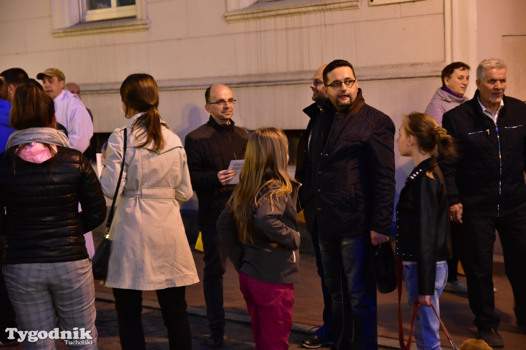 Droga Krzyżowa ulicami Tucholi