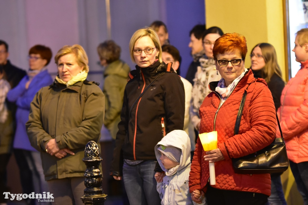 Droga Krzyżowa ulicami Tucholi