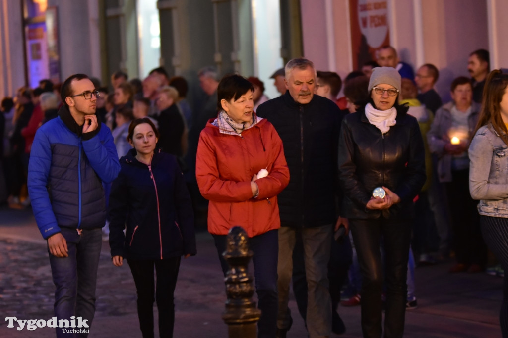 Droga Krzyżowa ulicami Tucholi