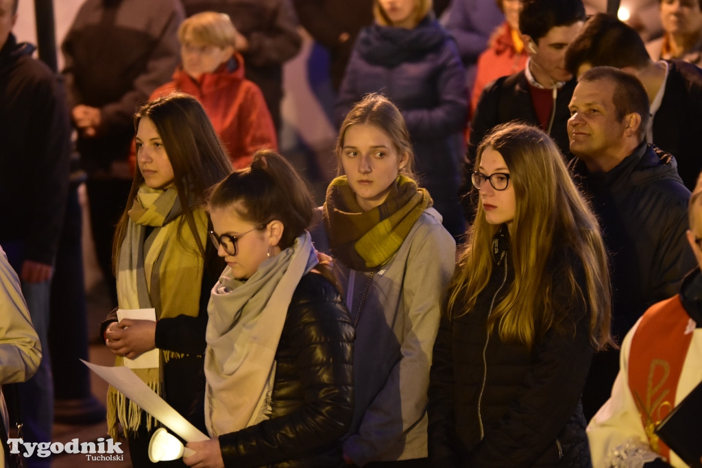 Droga Krzyżowa ulicami Tucholi