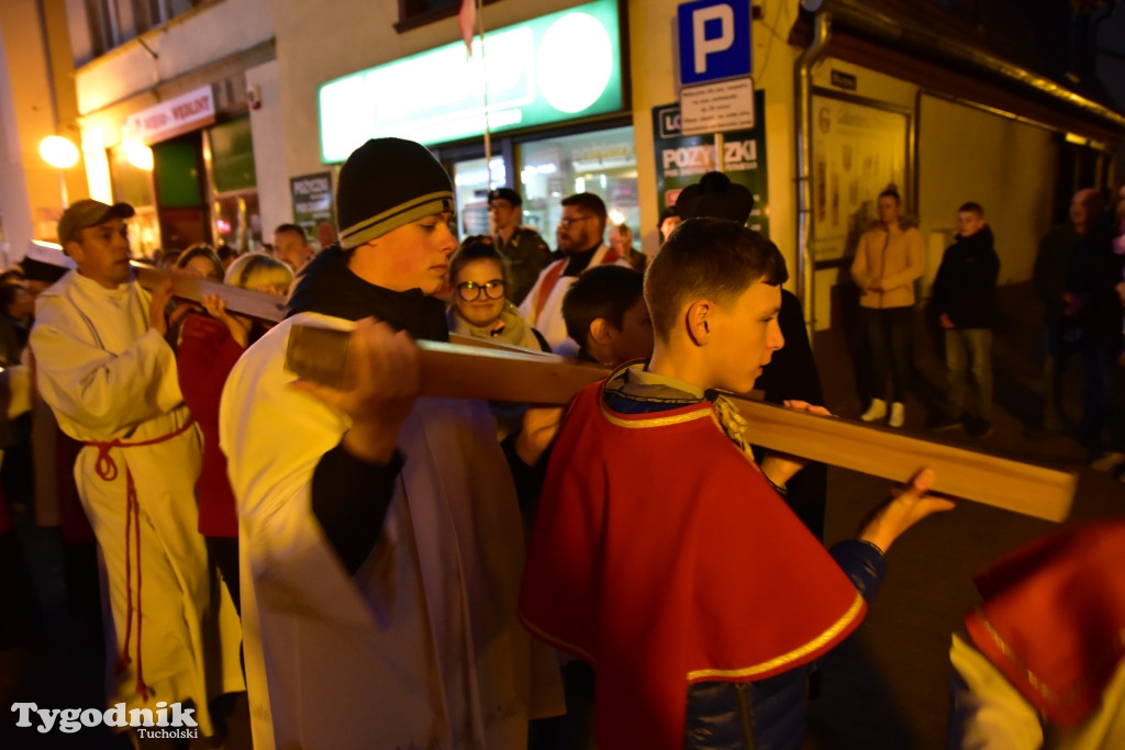 Droga Krzyżowa ulicami Tucholi