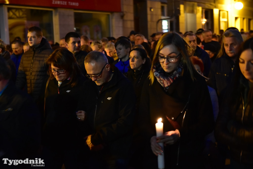 Droga Krzyżowa ulicami Tucholi
