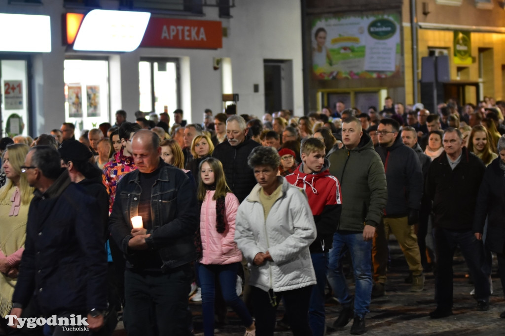 Droga Krzyżowa ulicami Tucholi