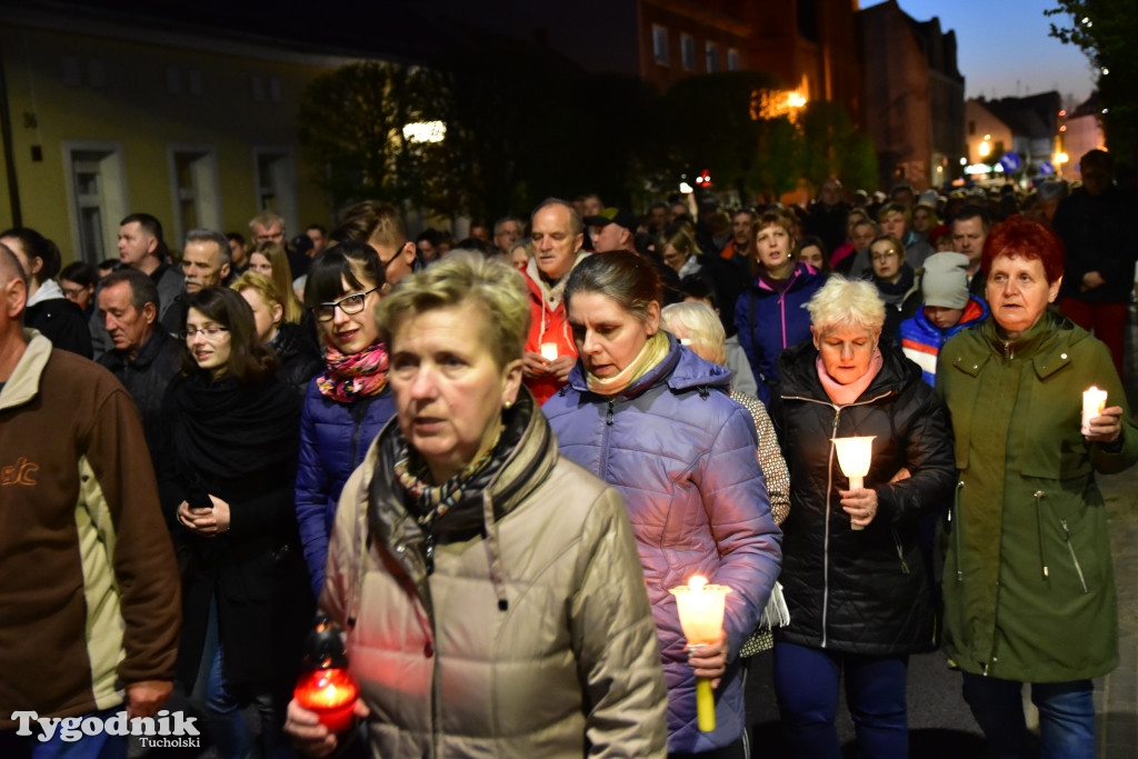 Droga Krzyżowa ulicami Tucholi