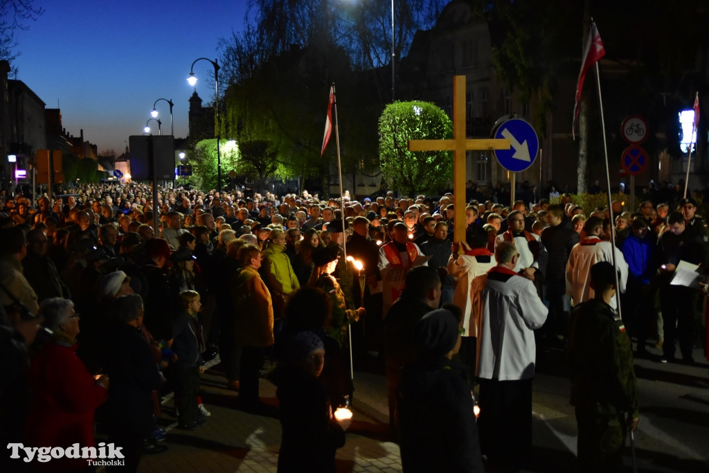 Droga Krzyżowa ulicami Tucholi