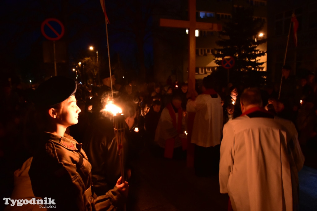 Droga Krzyżowa ulicami Tucholi