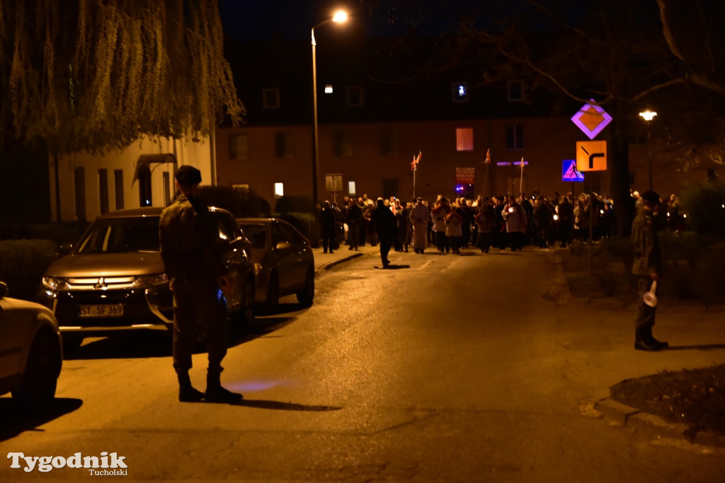 Droga Krzyżowa ulicami Tucholi