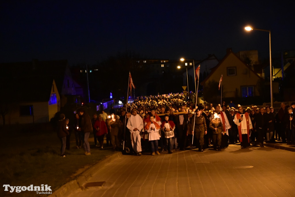 Droga Krzyżowa ulicami Tucholi