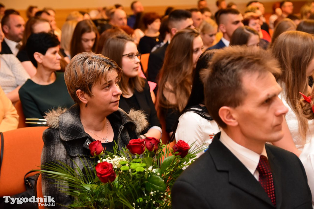 Maturzyści ZSLiA w Tucholi