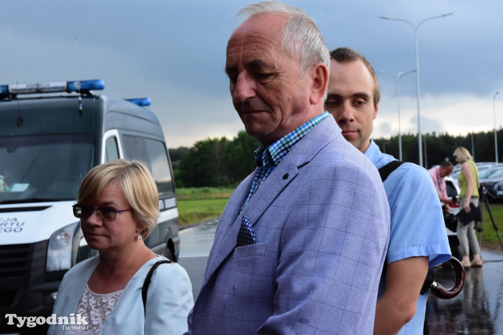 Otwarcie wyremontowanej drogi 240