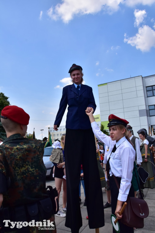 #JestemzBorów: pochód i dzień folkloru