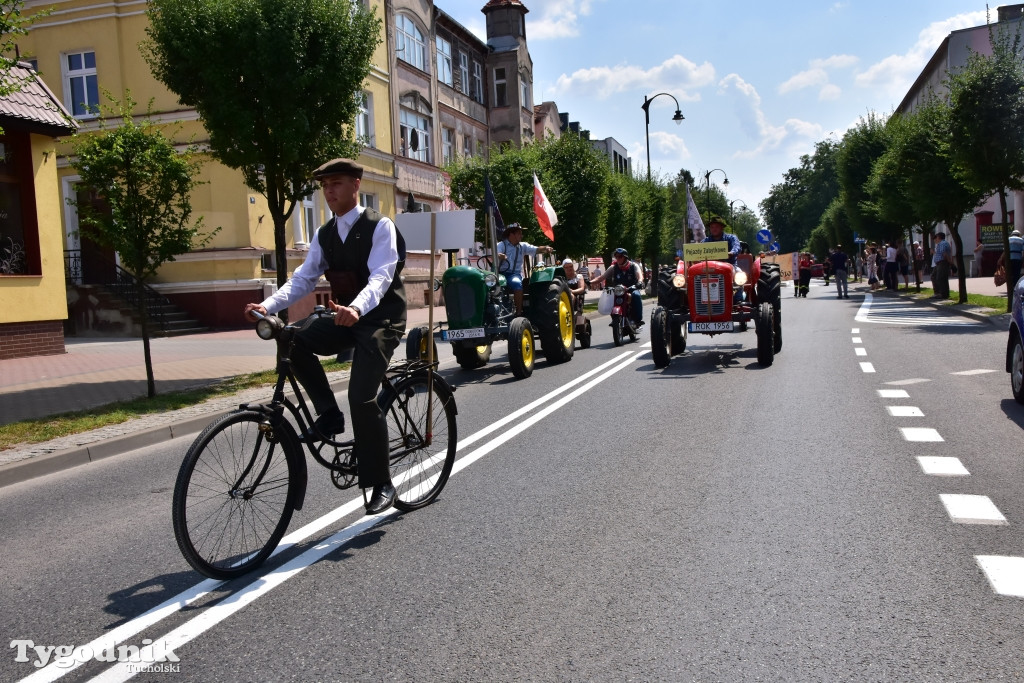 #JestemzBorów: pochód i dzień folkloru