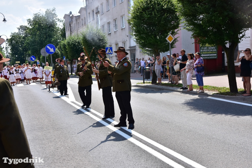 #JestemzBorów: pochód i dzień folkloru