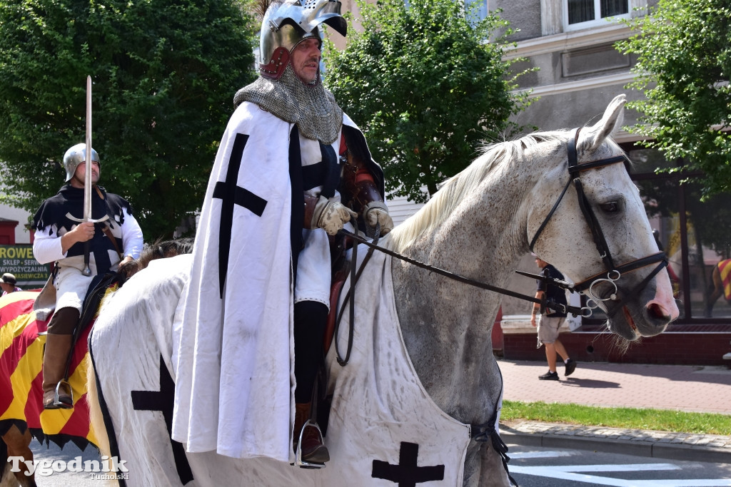 #JestemzBorów: pochód i dzień folkloru