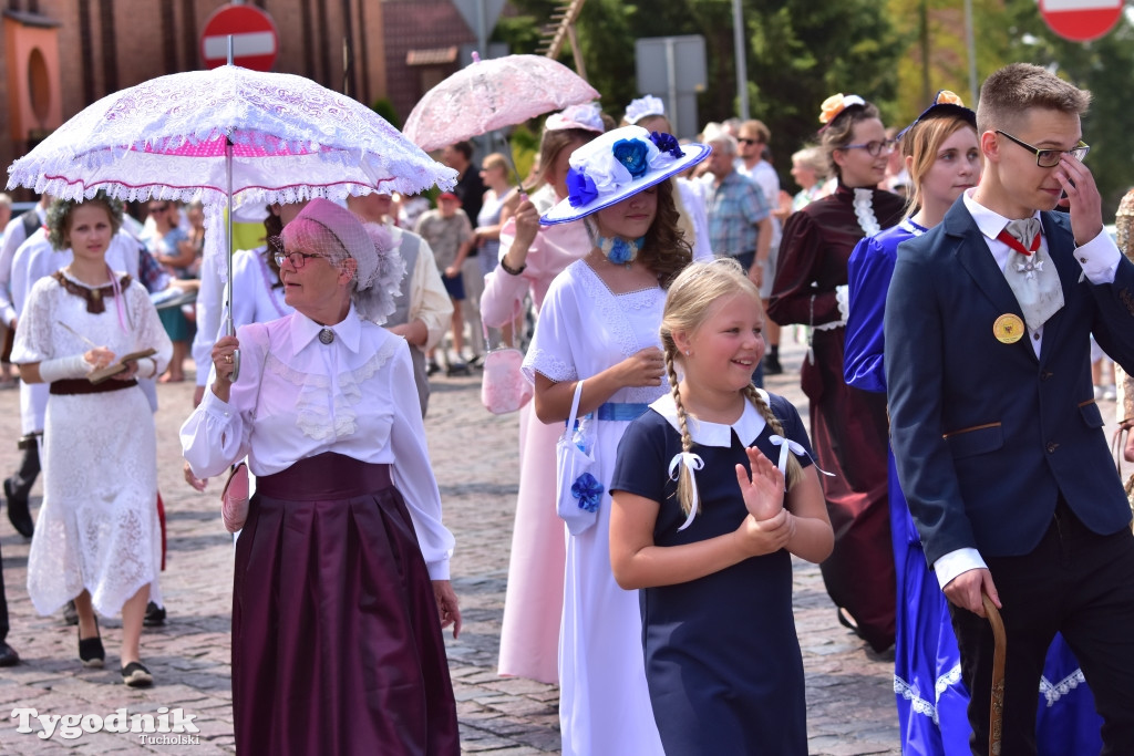 #JestemzBorów: pochód i dzień folkloru