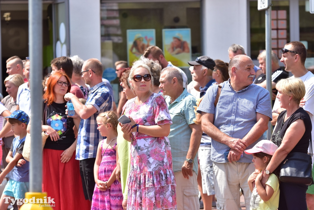 #JestemzBorów: pochód i dzień folkloru