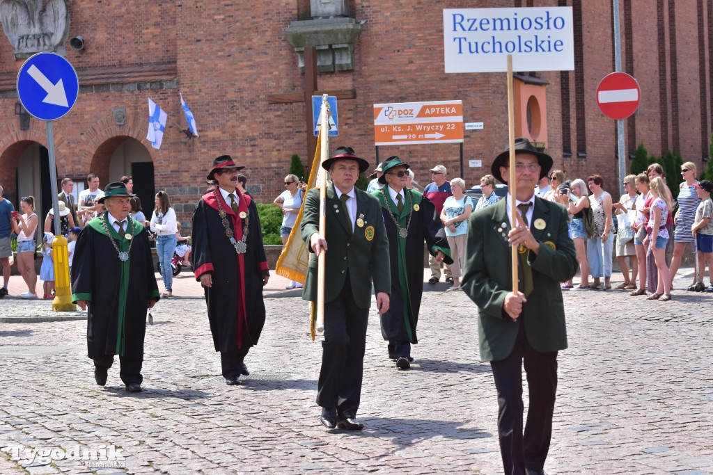 #JestemzBorów: pochód i dzień folkloru