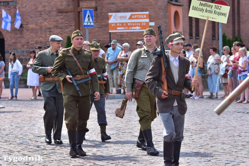 #JestemzBorów: pochód i dzień folkloru