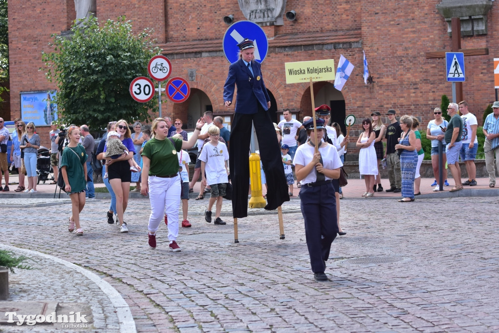 #JestemzBorów: pochód i dzień folkloru