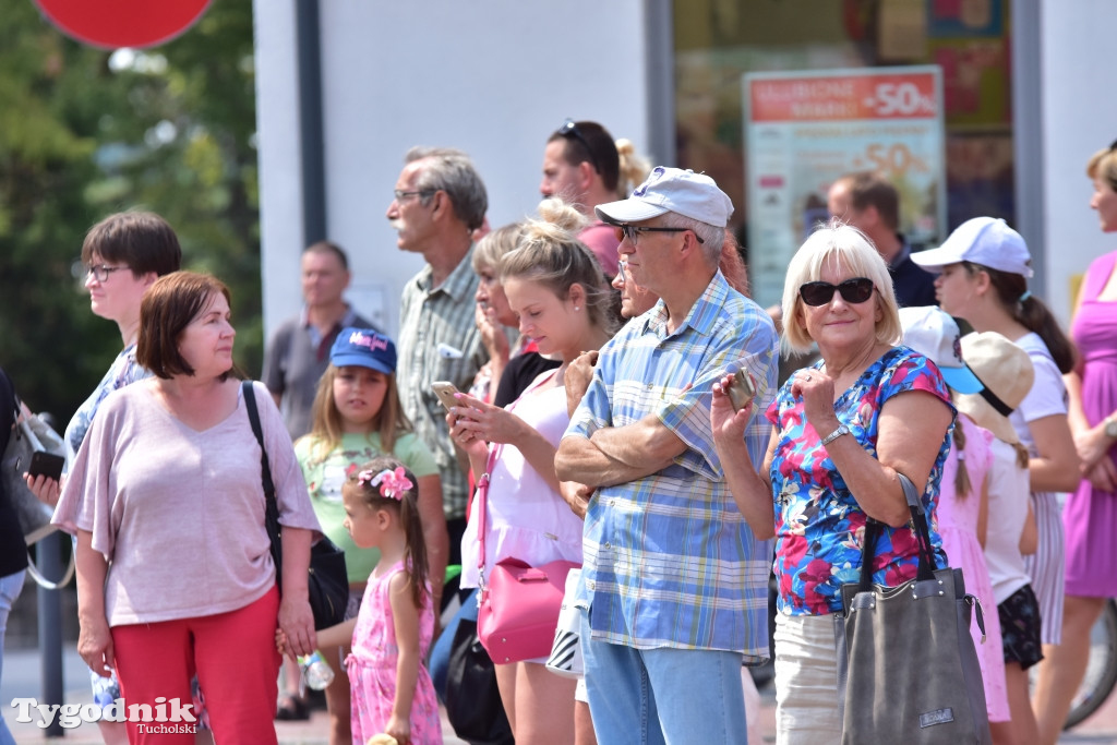 #JestemzBorów: pochód i dzień folkloru