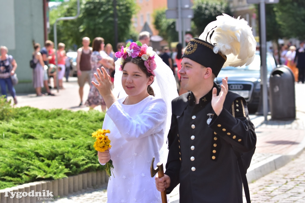 #JestemzBorów: pochód i dzień folkloru