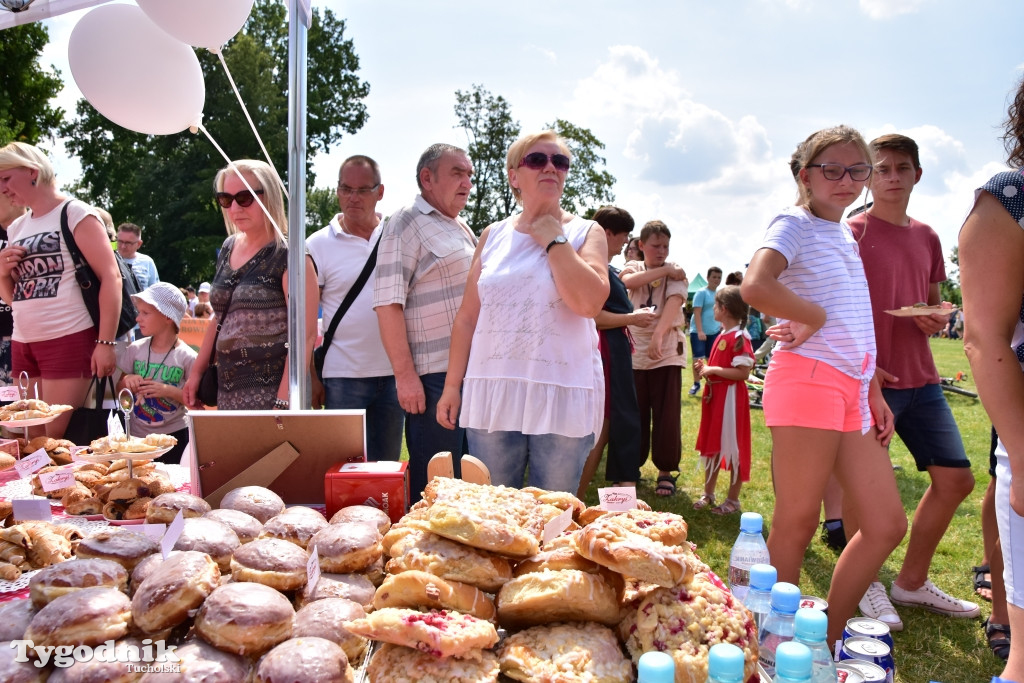 #JestemzBorów: pochód i dzień folkloru