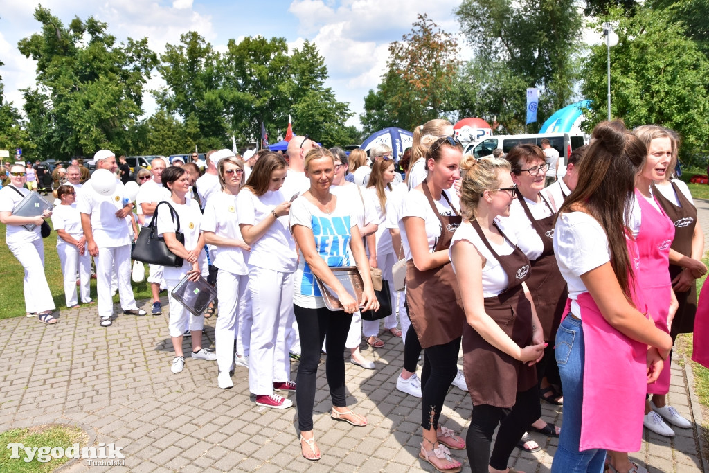 #JestemzBorów: pochód i dzień folkloru